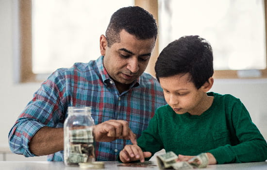 Image for Raising Smart Spenders and Savers