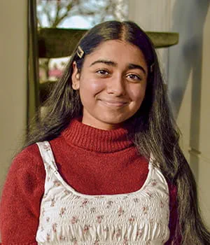 Headshot of 2024 First Fetch Federal Credit Union scholarship recipient, Dhruthi Sri Mandavilli.