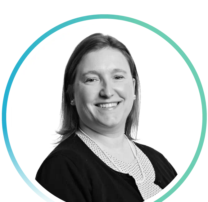Holly McHugh headshot